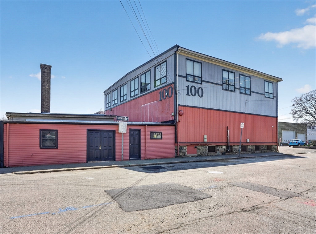 100-104 Felton Street