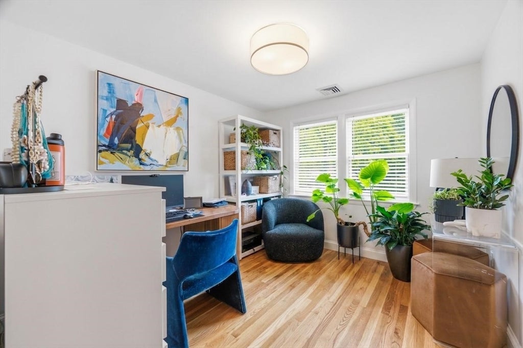 40 Sunset Hill Rd, Boston, MA Photo #11