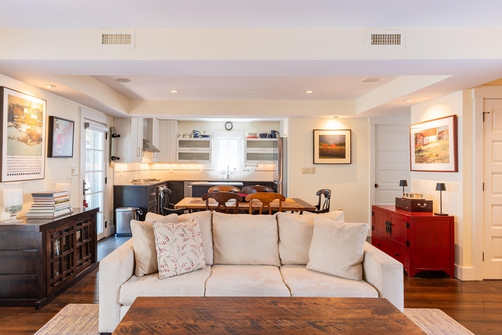175 Brandford Street Extension 201
