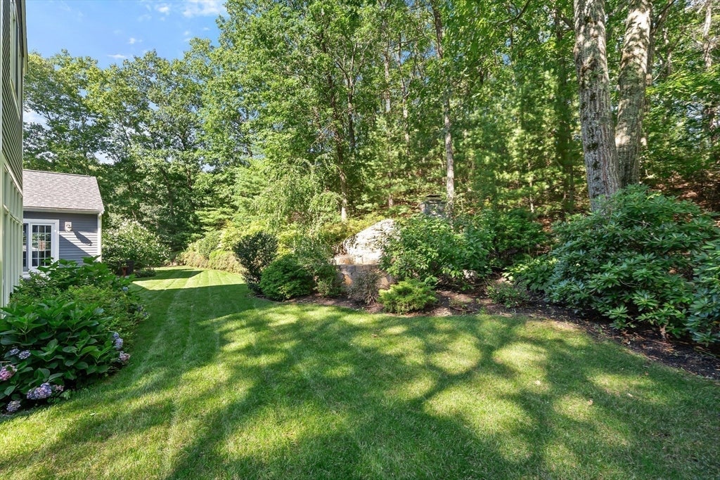 20 Rolling Ln, Dover, MA Photo #34