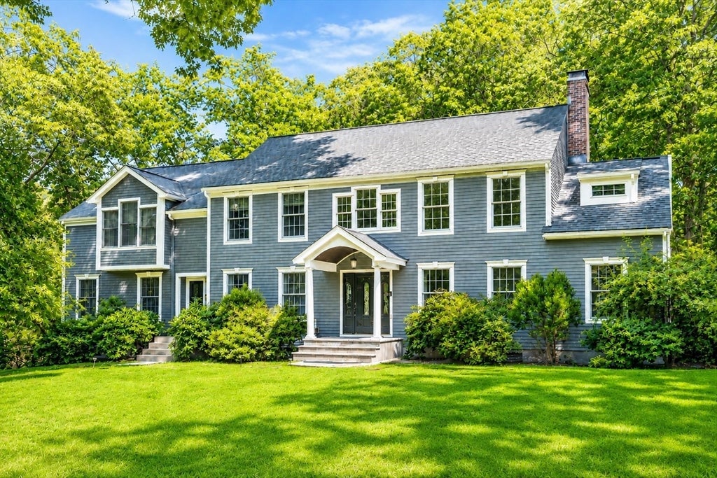 20 Rolling Ln, Dover, MA Photo #1