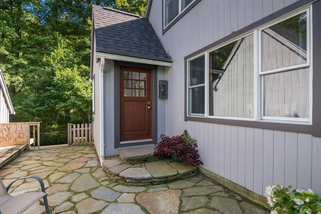 97 Crossbrook Ave, Amherst, MA, 97 Crossbrook Ave, Amherst, MA Photo #3