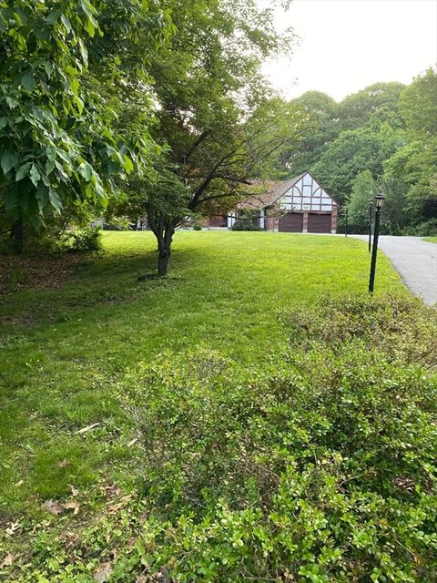 156 Brigham Hill Rd Grafton MA 01536