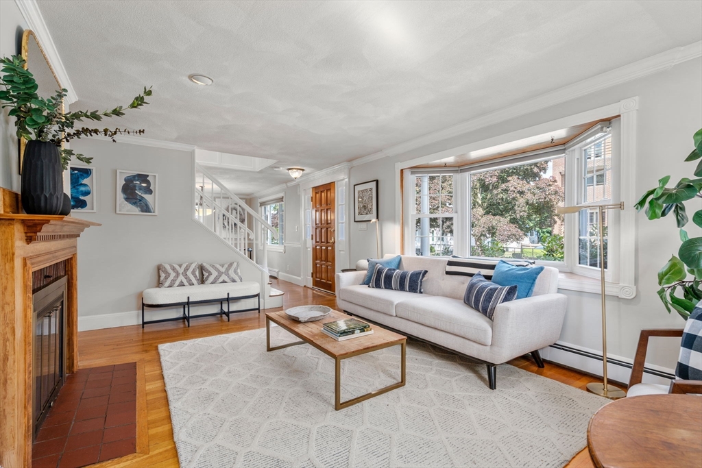 10 Hunewill Avenue