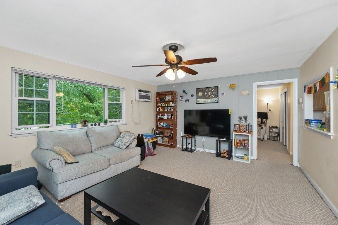 56 Jacqueline Rd #8, Waltham, MA Photo #10