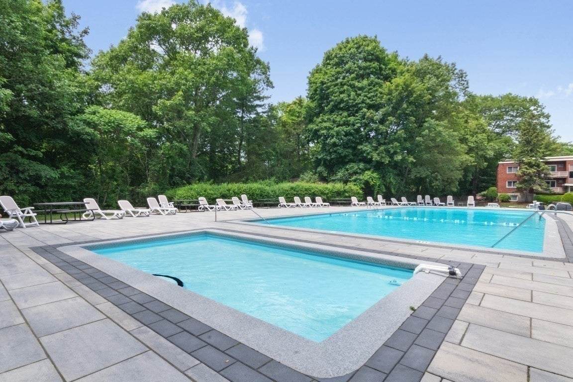 56 Jacqueline Rd #8, Waltham, MA Photo #16