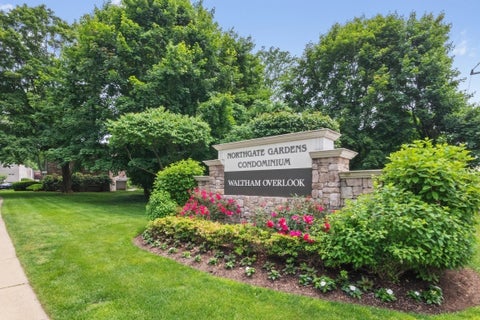 Photo of 56 Jacqueline Rd #8, Waltham, MA 02452 (MLS # 73585441)