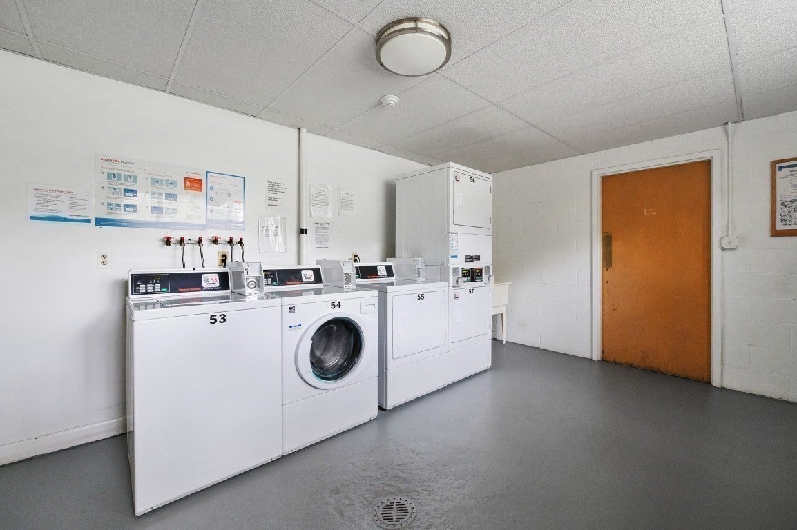 56 Jacqueline Rd #8, Waltham, MA Photo #14