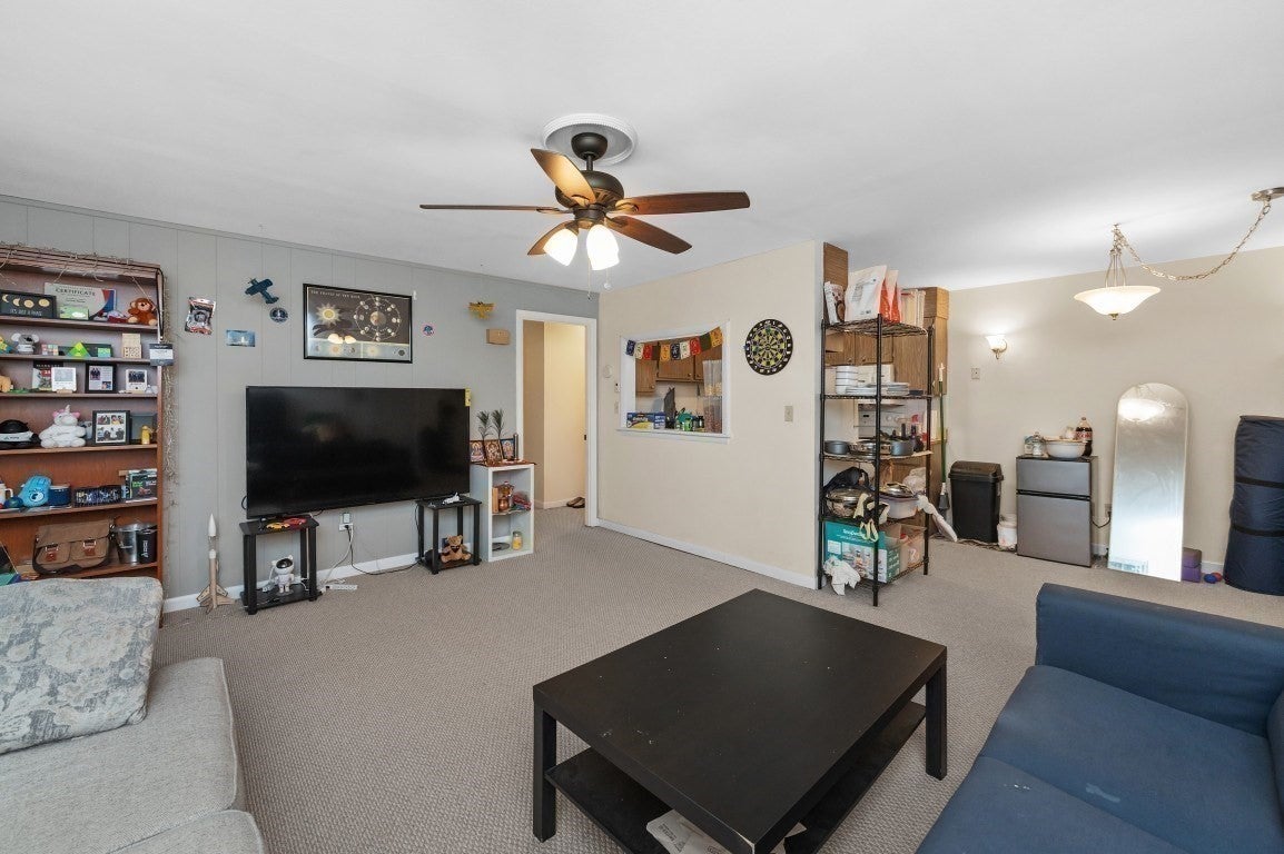 56 Jacqueline Rd #8, Waltham, MA Photo #6