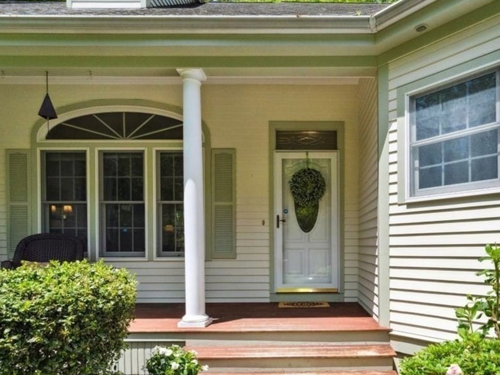 18 Vesper Dr