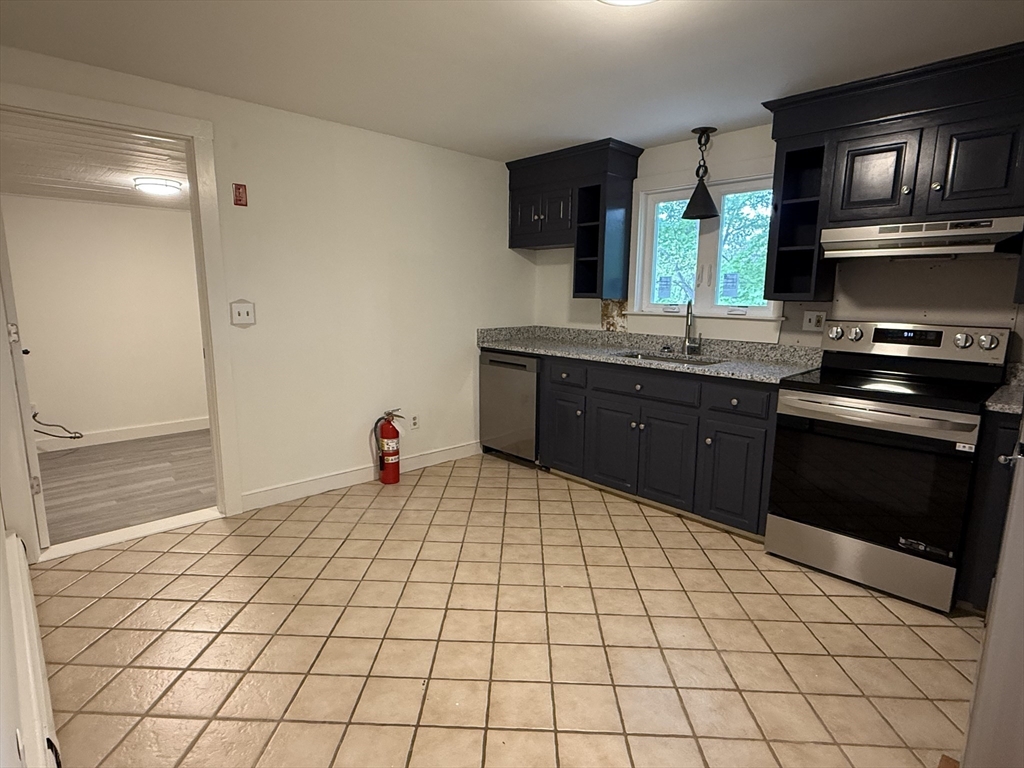 19 Stubb ST #A, Franklin, MA Photo #7