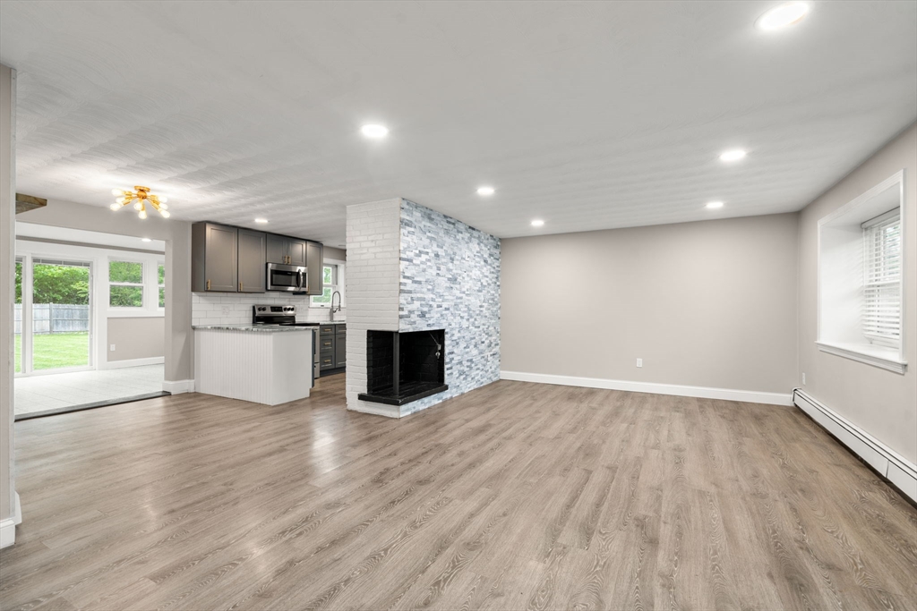 13 Campello Rd