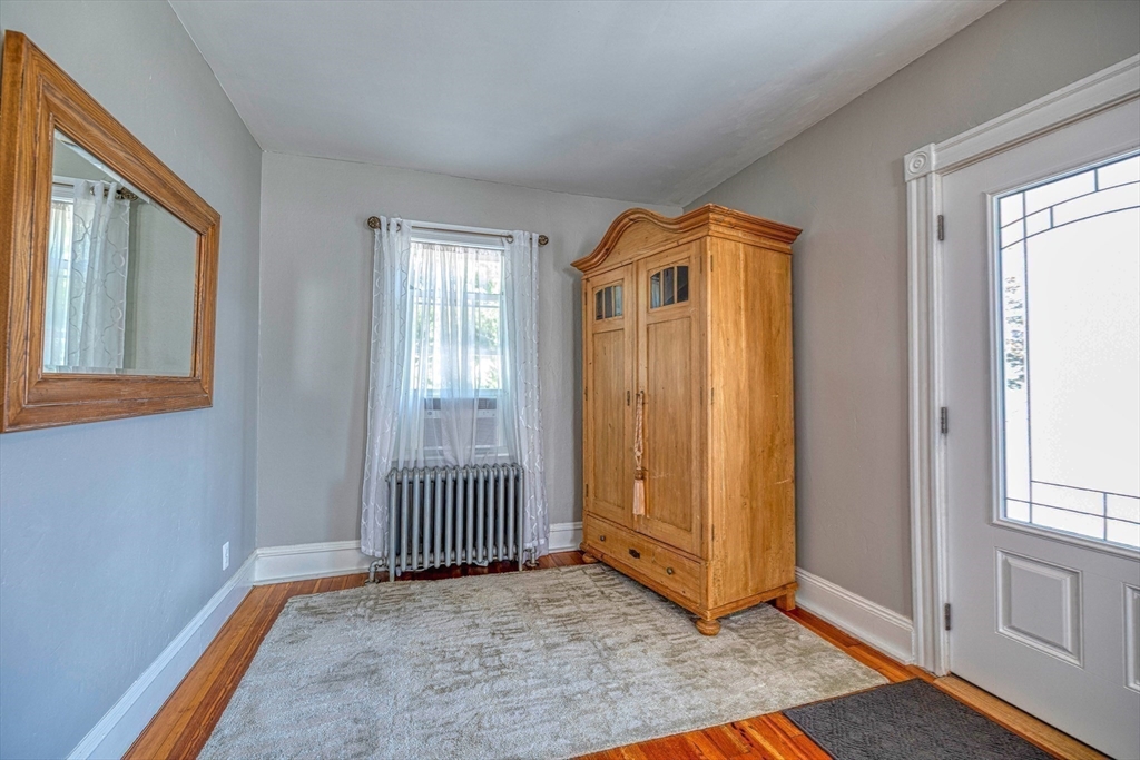 109 Jackson Ave