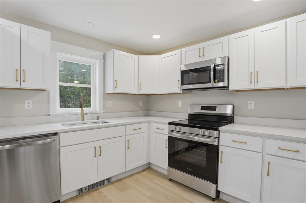 5 Russell Avenue, Ashburnham, MA Photo #15