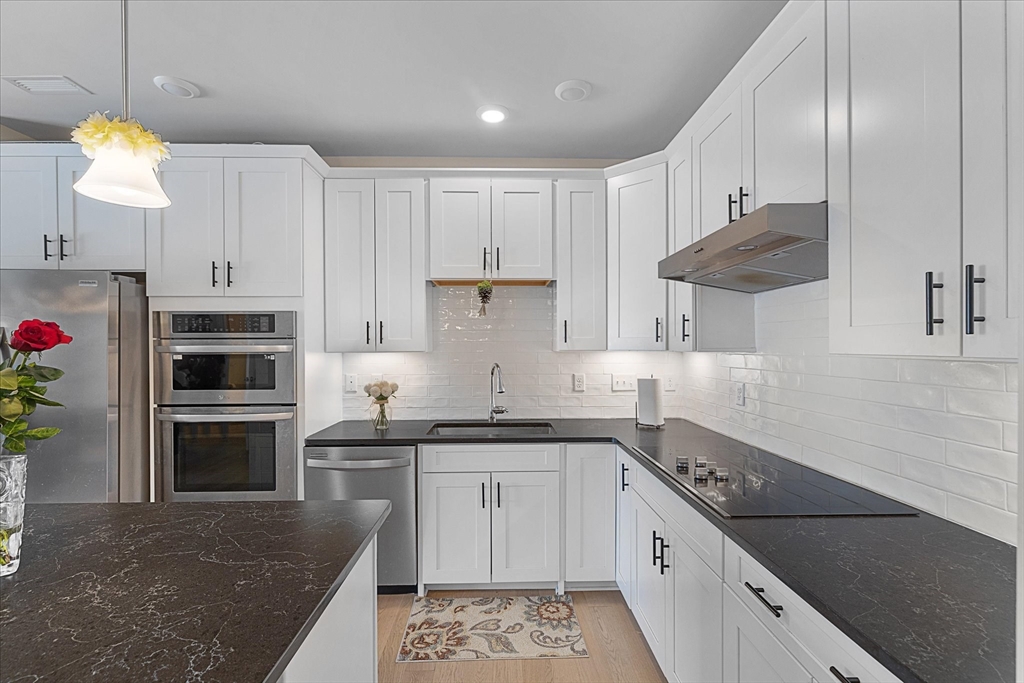 1 Peters Farm Way 411