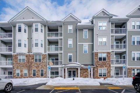 Photo of 1411 Peters Farm Way #1411, Westborough, MA 01581 (MLS # 73481034)