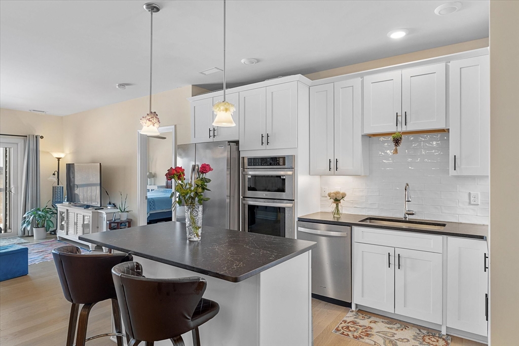 1 Peters Farm Way 411