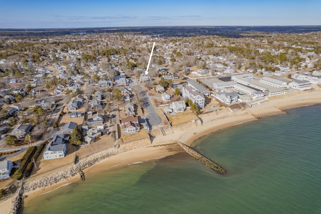 Dennis, Massachusetts 02639, United States, 7 Bedrooms Bedrooms, ,6 BathroomsBathrooms,Residential,Active,85617