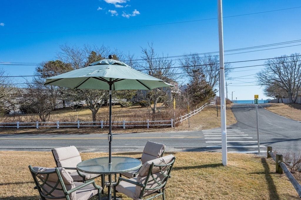 Dennis, Massachusetts 02639, United States, 7 Bedrooms Bedrooms, ,6 BathroomsBathrooms,Residential,Active,85617