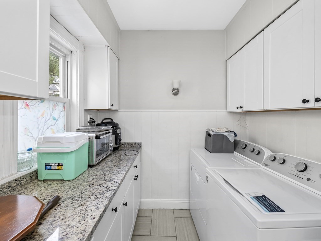 28 Magnolia Street #1, Arlington, MA Photo #3