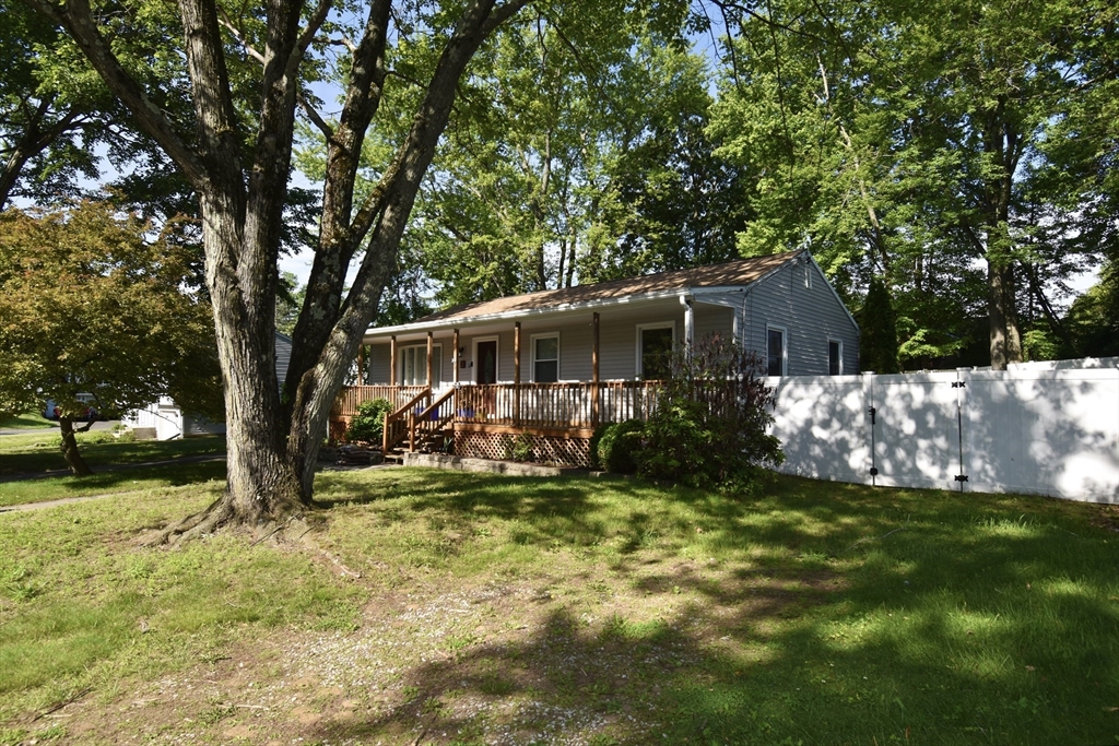 3 Vineland Ave