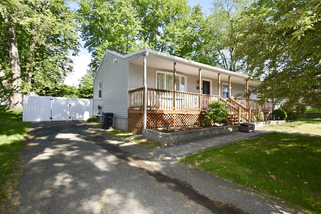 3 Vineland Ave