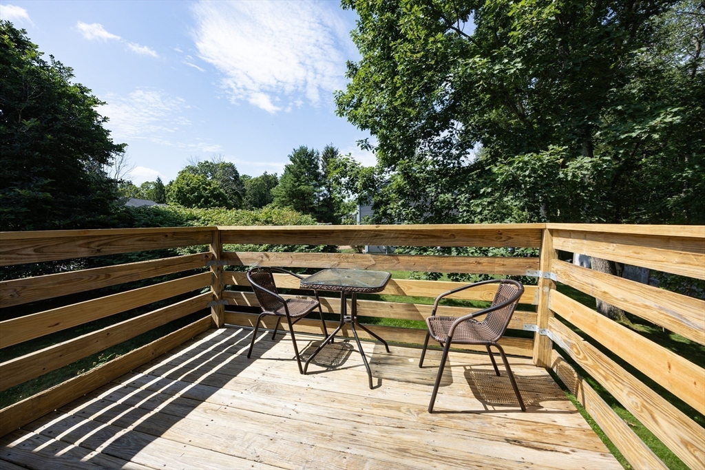 Attleboro, Massachusetts 02703, United States, 3 Bedrooms Bedrooms, ,1 BathroomBathrooms,Residential,Contingent,136079