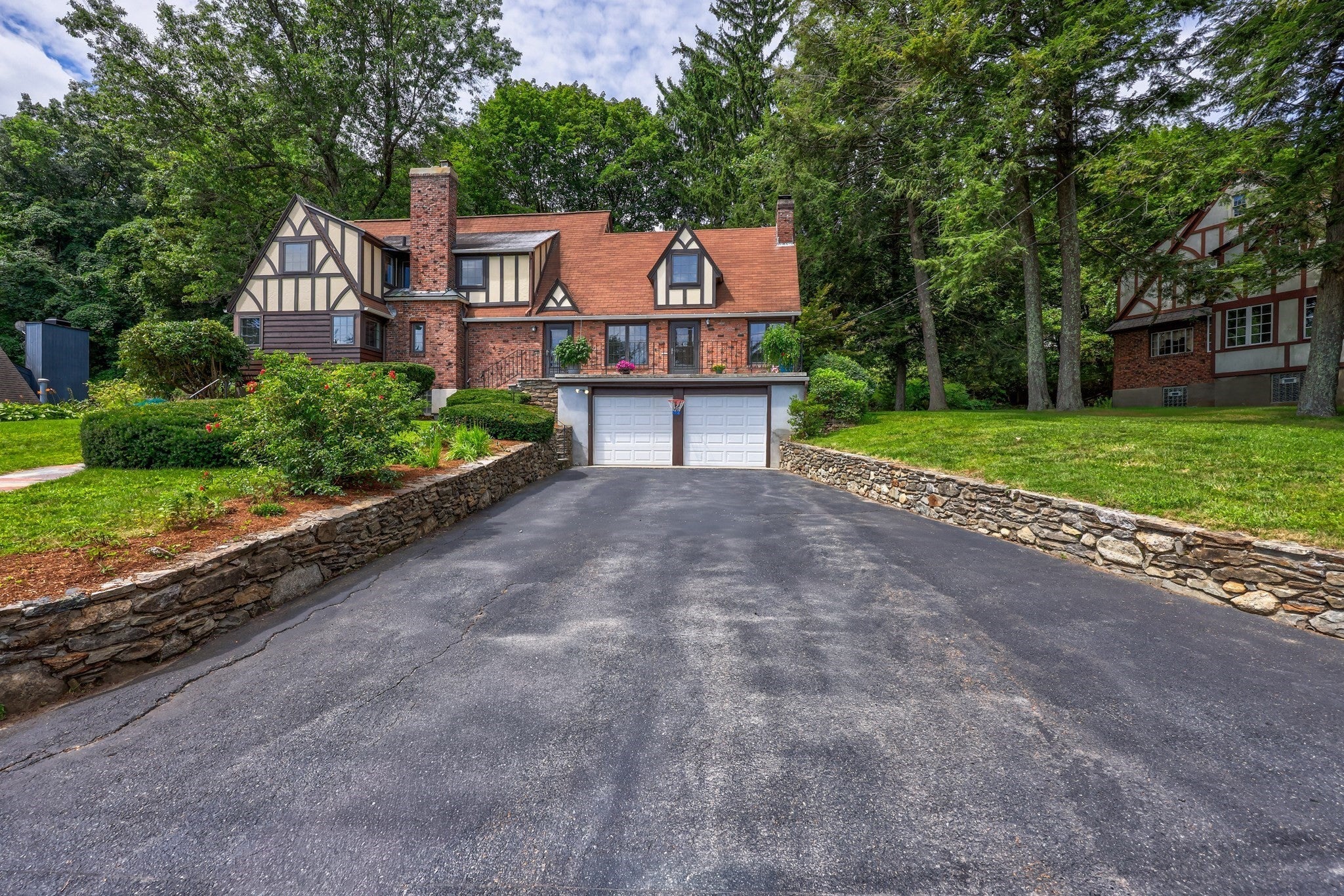 6 Old Brook Dr, Worcester, MA Photo #6