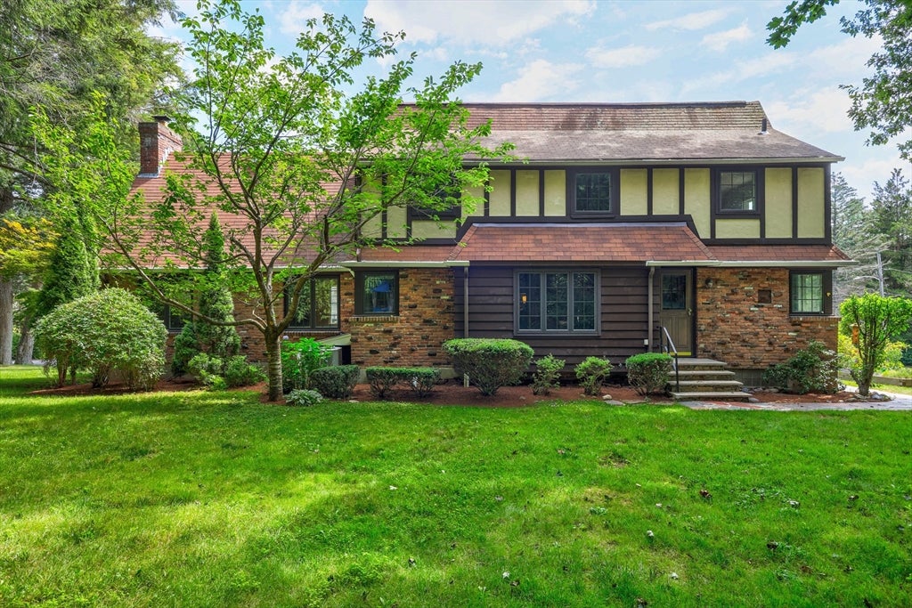 6 Old Brook Dr, Worcester, MA, 6 Old Brook Dr, Worcester, MA Photo #10