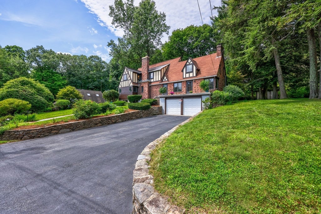 6 Old Brook Dr, Worcester, MA, 6 Old Brook Dr, Worcester, MA Photo #5