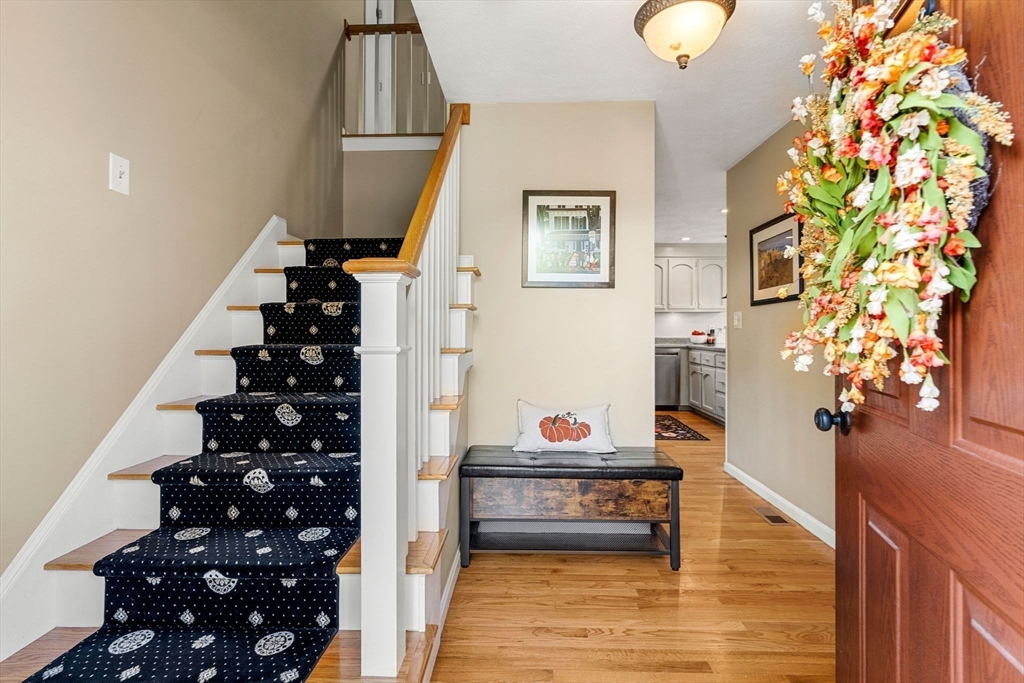 2 Arbor Glen Lane