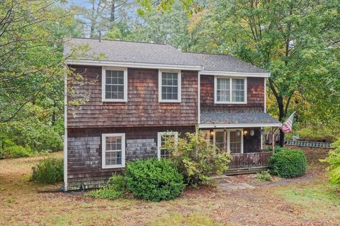 18 Larch Rd Georgetown MA 01833