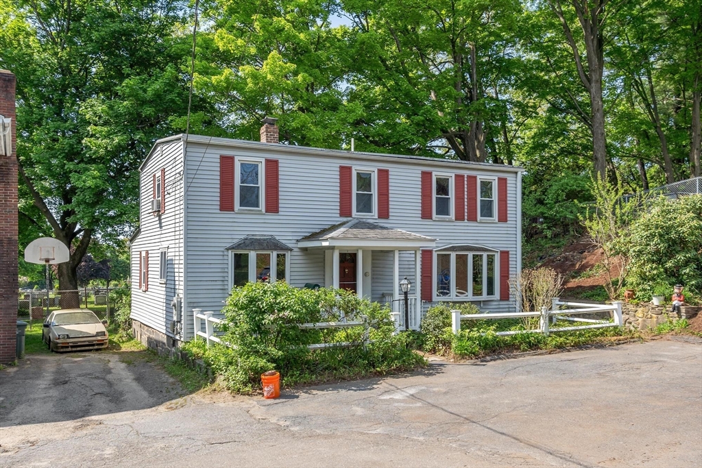 3 Montana Ct
