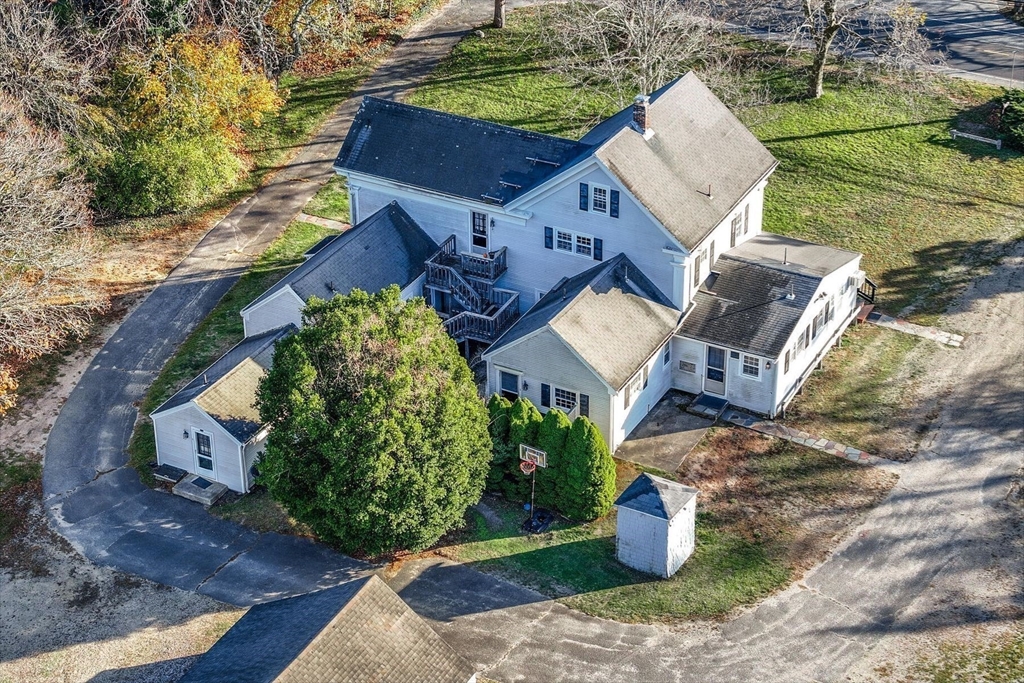 216 Main St