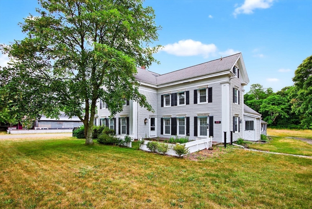 216 Main St