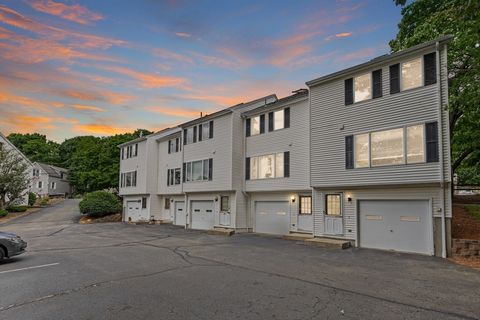 1 Traverse St E Wakefield MA 01880