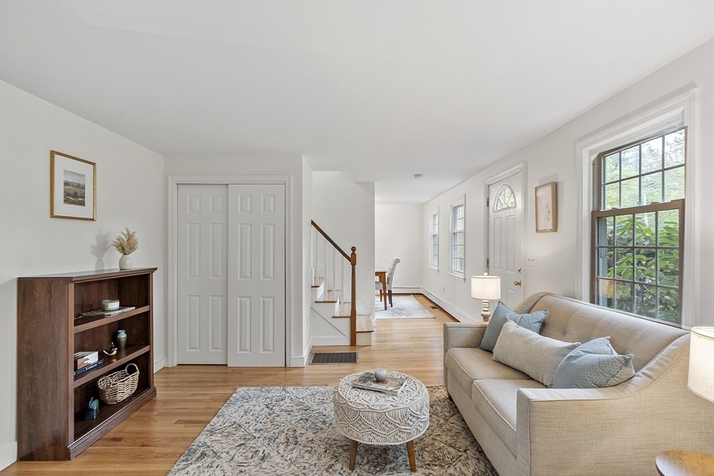 385 Arlington Street