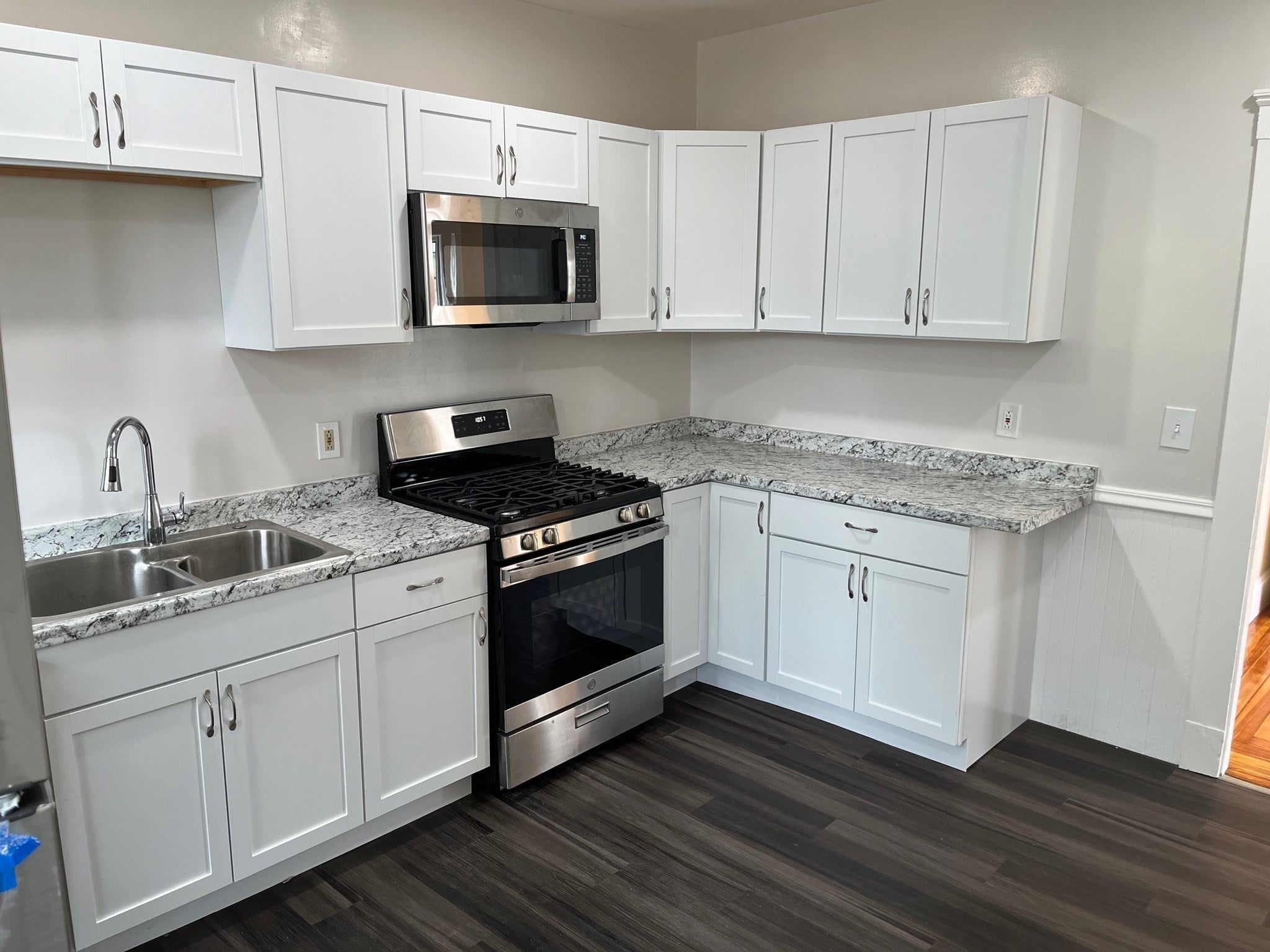 31 Barry St #2, Boston, MA Photo #3