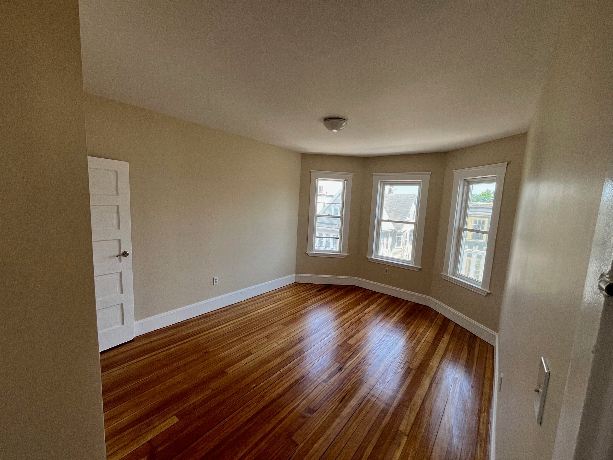 31 Barry St #2, Boston, MA Photo #17