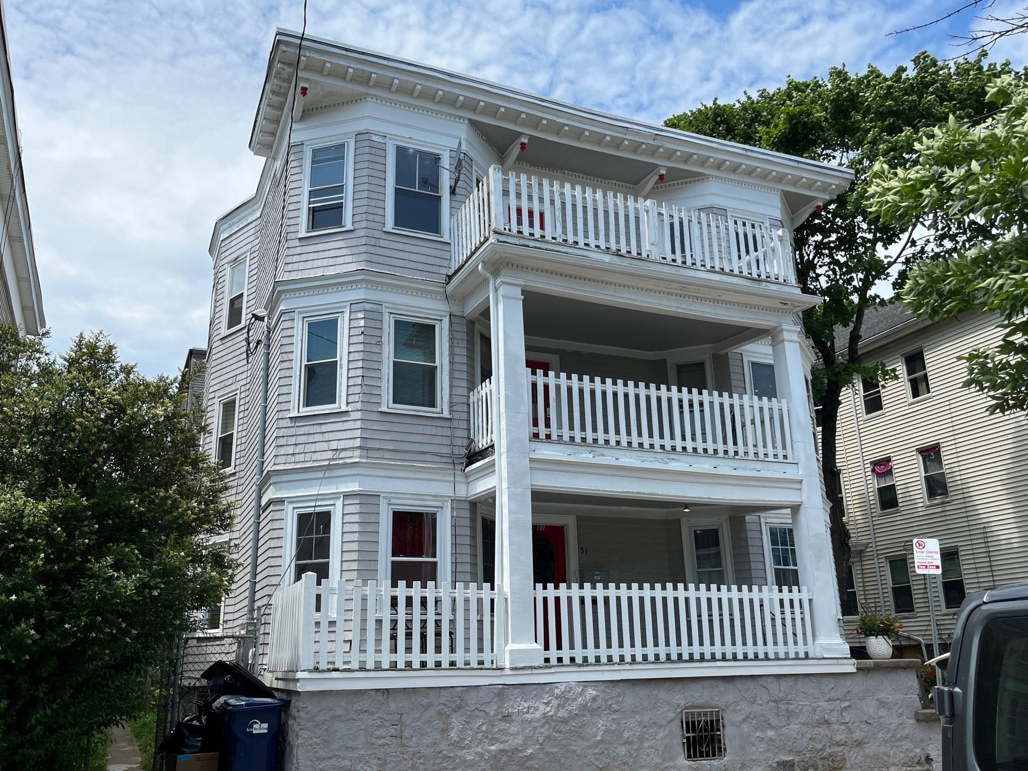 31 Barry St #2, Boston, MA Photo #1