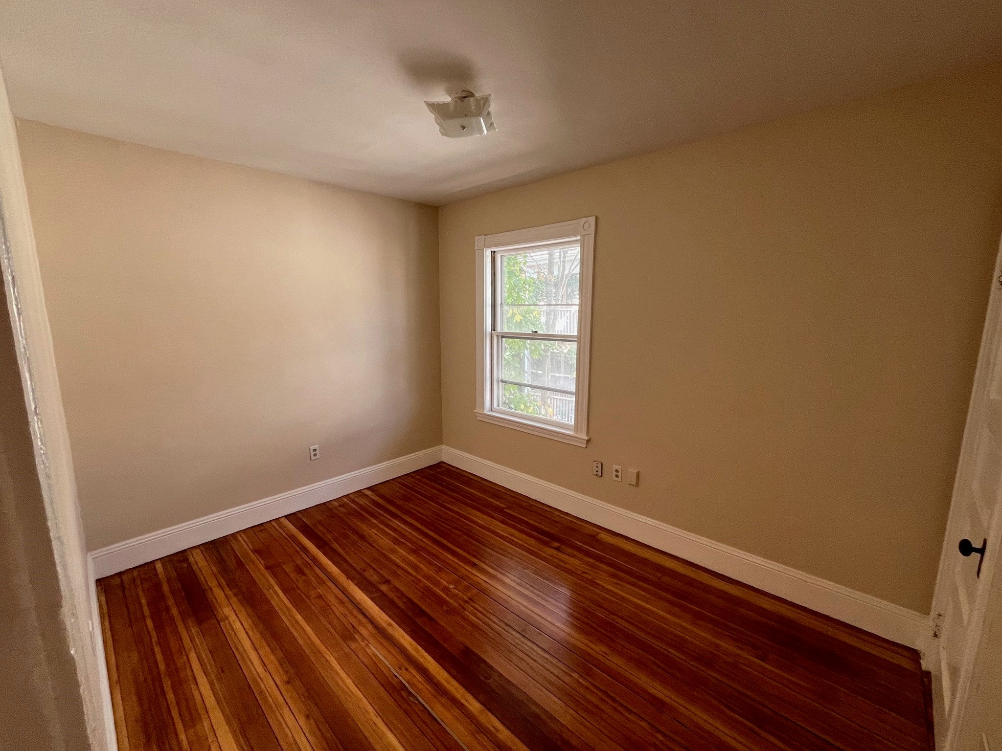 31 Barry St #2, Boston, MA Photo #18