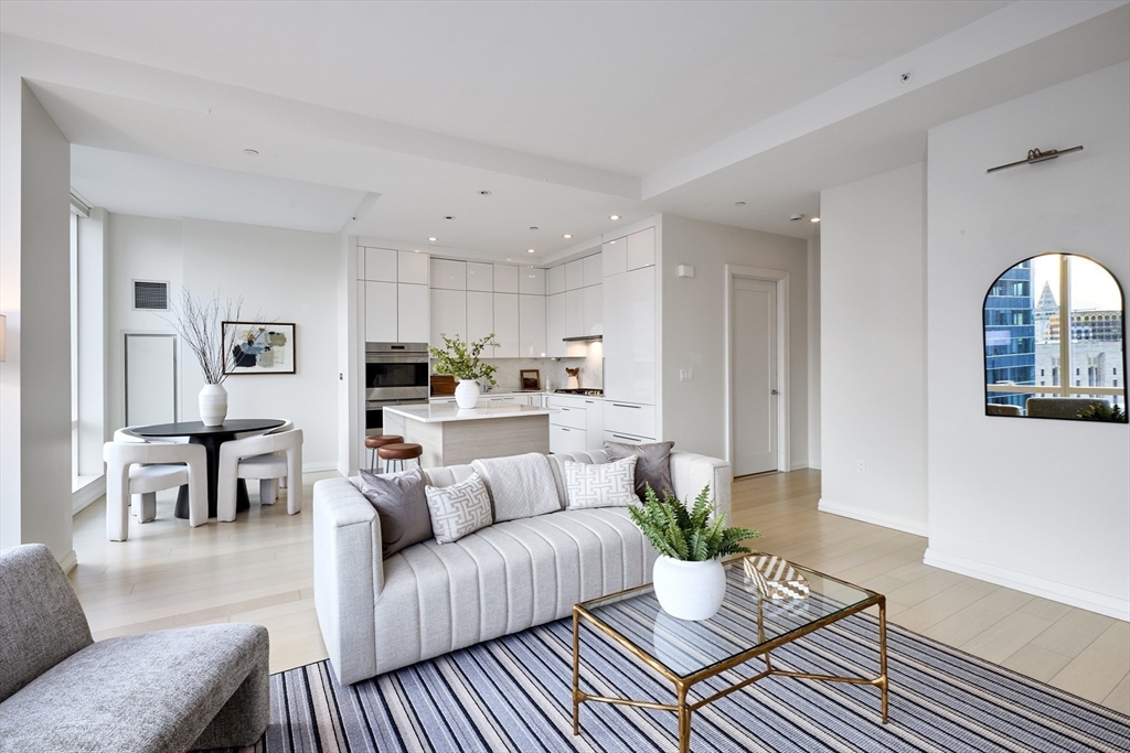 1 Franklin St 3505