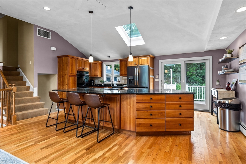 27 Blueberry Hill Rd