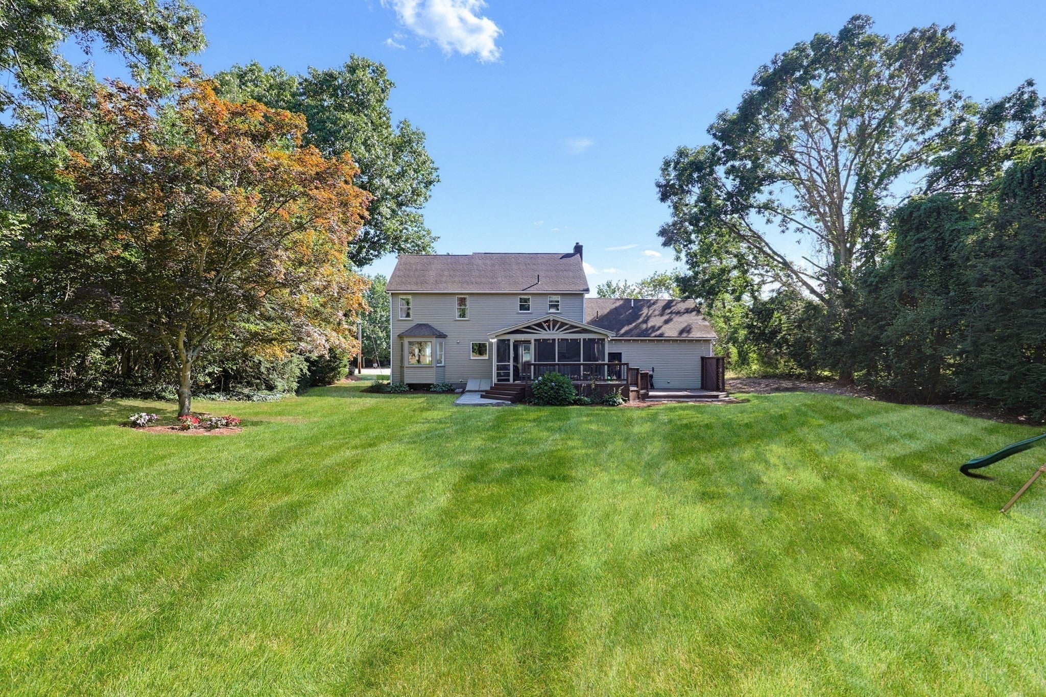 34 Zarek Dr