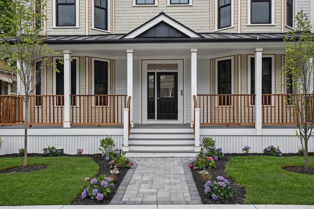 61 Lyndhurst Street 2