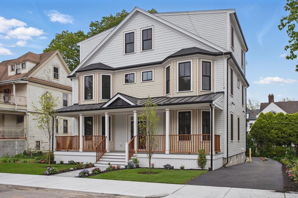 61 Lyndhurst Street 2