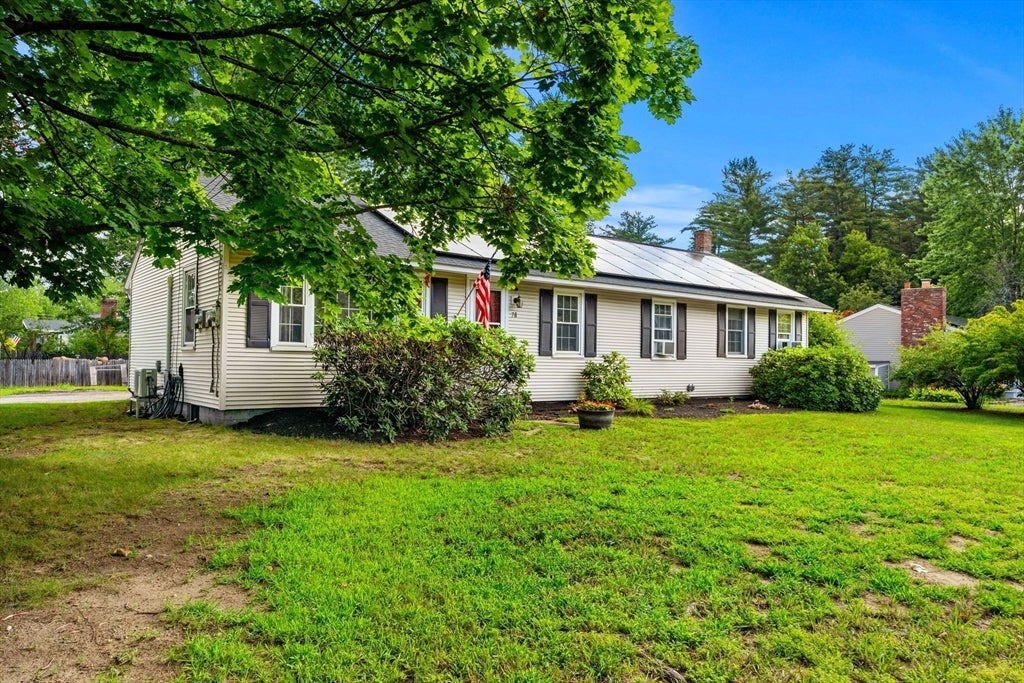 78 Lowell Rd, Pepperell, MA Photo #2