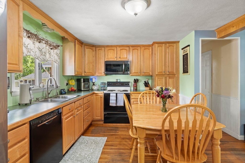 78 Lowell Rd, Pepperell, MA Photo #11