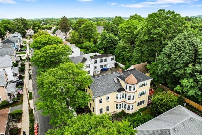 24 Park St