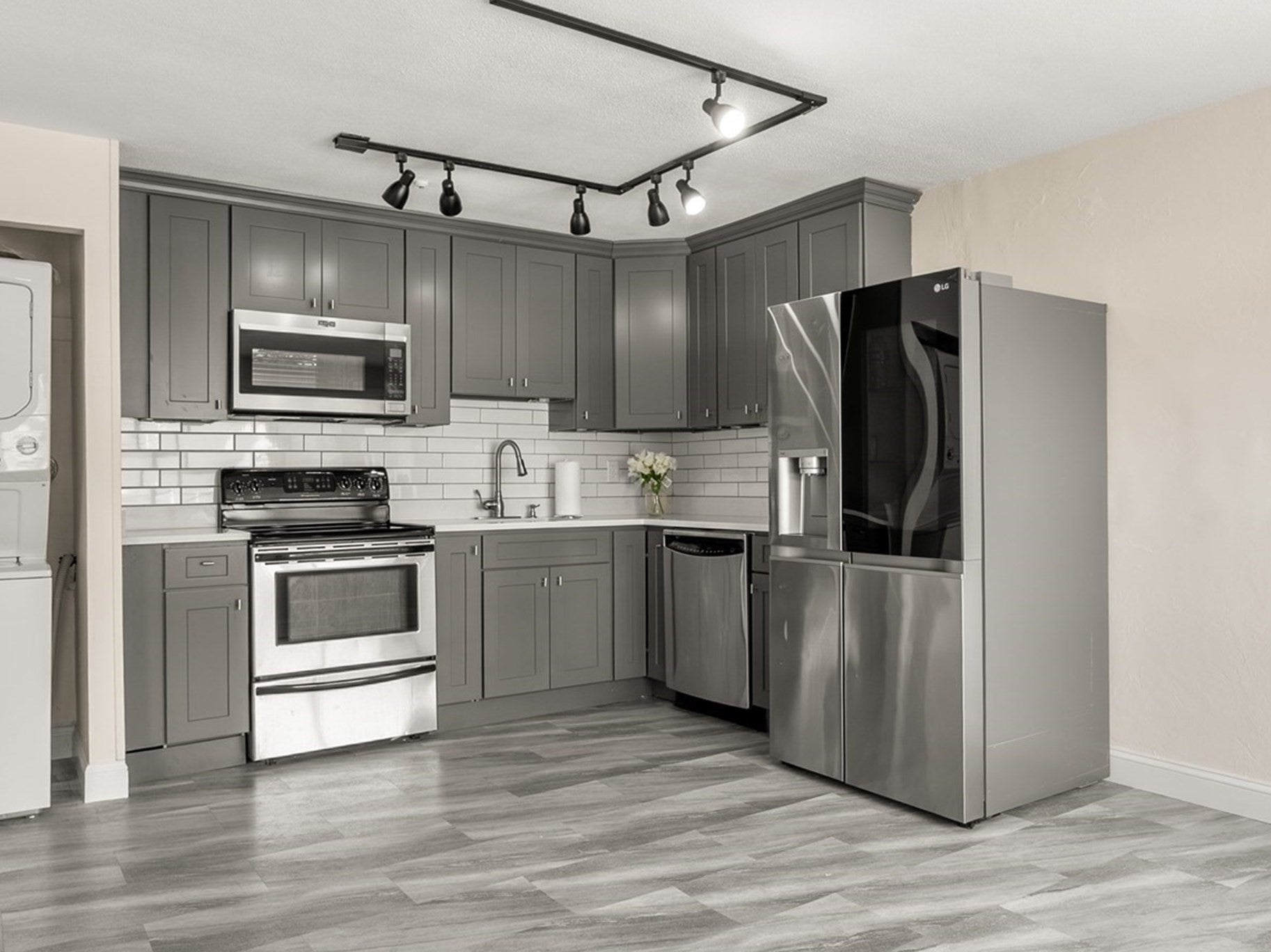75 Colonel Bell Dr #12, Brockton, MA Photo #2